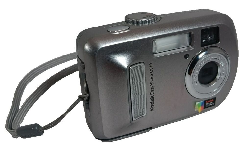 Vintage 2005 Compact Digicam 35mm Lens 2GB Memory Card Y2K Tested Working